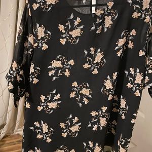 Calvin Klein blouse - small